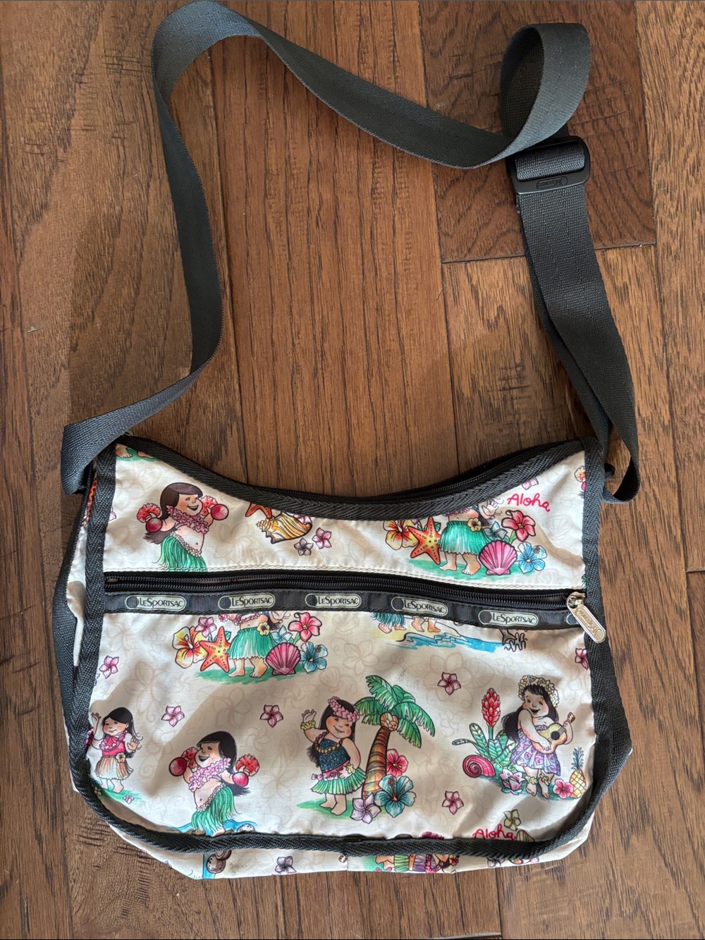 LeSportsac RARE Hawaiian Hula Girl Print Crossbody Bag - Cream